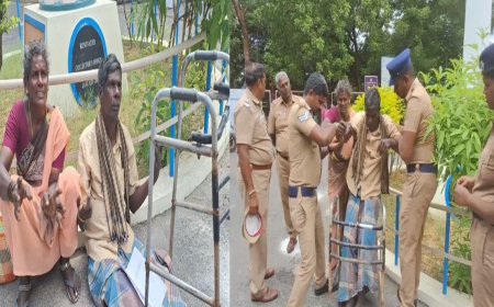 தருமபுரி ஆட்சியர் அலுவலகம் முன்பு மாற்றுத்திறனாளி தர்ணா