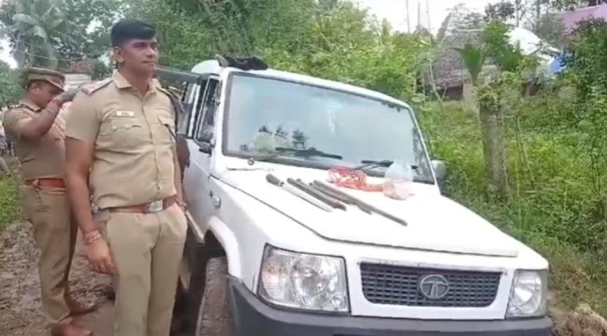 கார் சேற்றில் சிக்கியதால் போலீசிடம் சிக்கிய கொள்ளையர்கள்