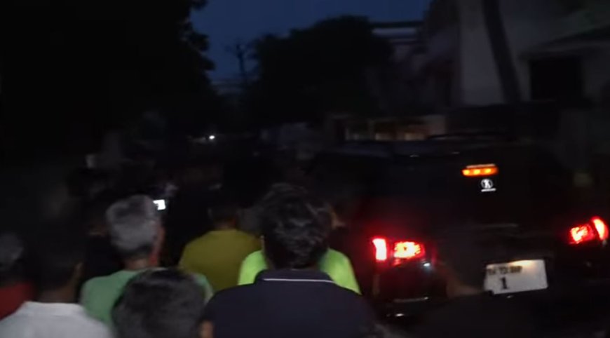மக்கள் முற்றுகையிட்டதால் ஓட்டம் பிடித்த சீமான்!