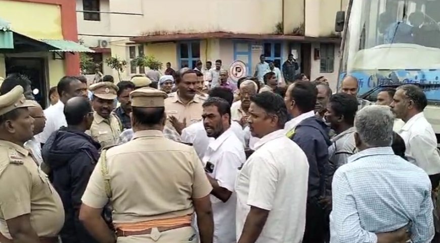 கடலூரில் நடத்துனர் இல்லாமல் புறப்பட்ட பேருந்து 