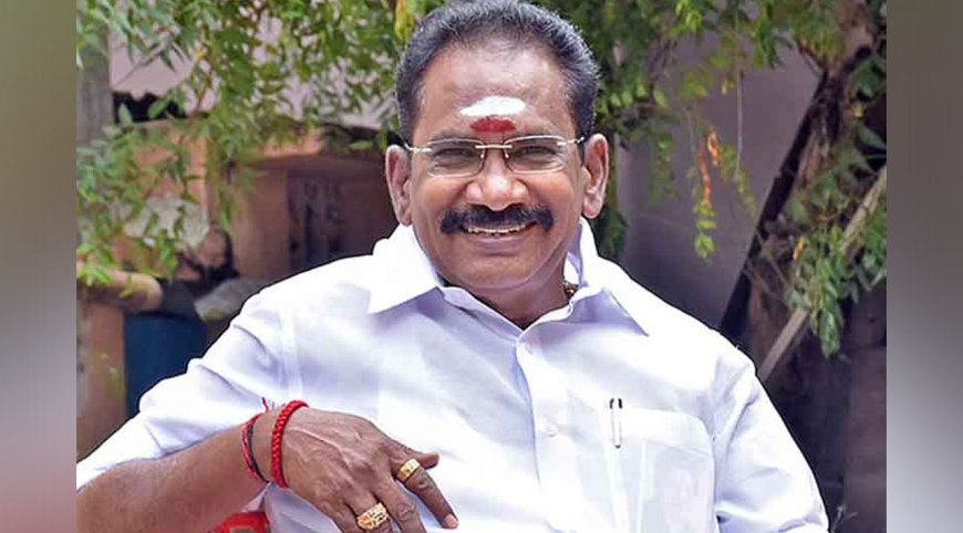 முதலமைச்சர் குறித்த அவதூறு பேச்சு-மதுரை நீதிமன்றத்தில்  செல்லூர் ராஜு ஆஜர்