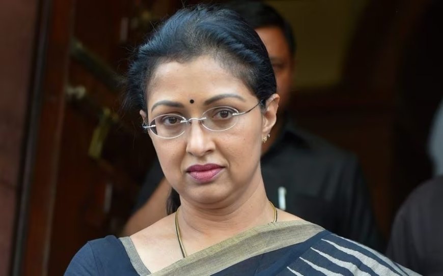 ரத்தத்தின் ரத்தமான நடிகை கவுதமி.. எடப்பாடி பழனிசாமி முன்னிலையில் அதிமுகவில் ஐக்கியம்.. இதுதான் காரணமா?