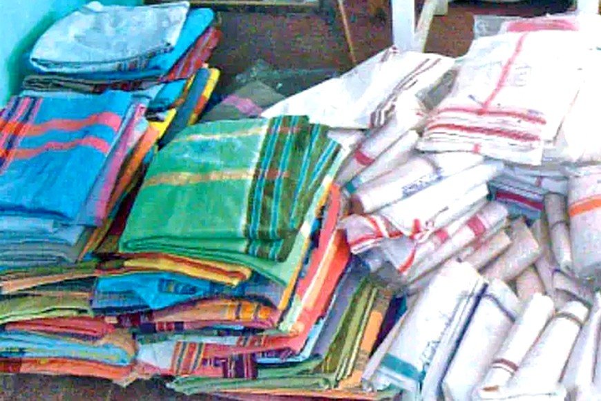 இலவச வேஷ்டி, சேலை திட்டத்தில் முறைகேடா? - சட்டப்பேரவையில் காரசார விவாதம்..