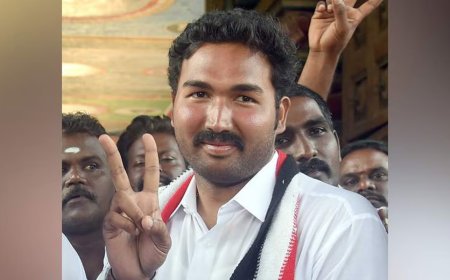 ஜெயக்குமார் மகன் ஜெயவர்தன் மீது வழக்குப்பதிவு... தேர்தல் விதிமுறைகளை மீறியதாக புகார்...