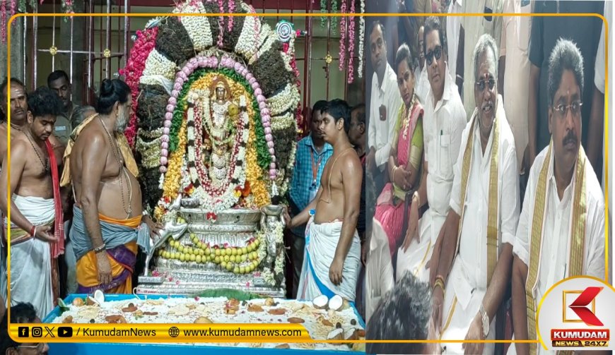 சிவபெருமானுக்கு அமுது படைத்த காரைக்கால் அம்மையார்..ஜோதி வடிவில் சிவனிடம் ஐக்கியமானார்.. பக்தர்கள் பரவசம்