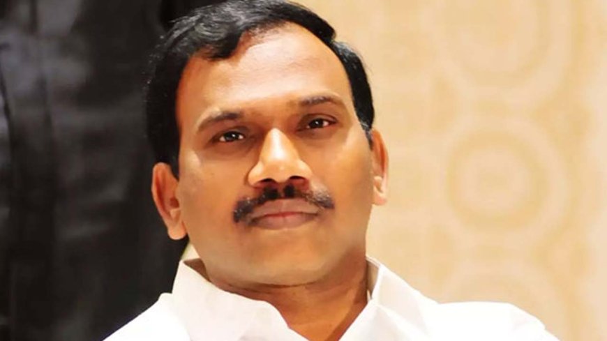கொட்டும் மழையிலும் நன்றி... தோட்டத் தொழிலாளர்களை வியக்க வைத்த ஆ.ராசா..!